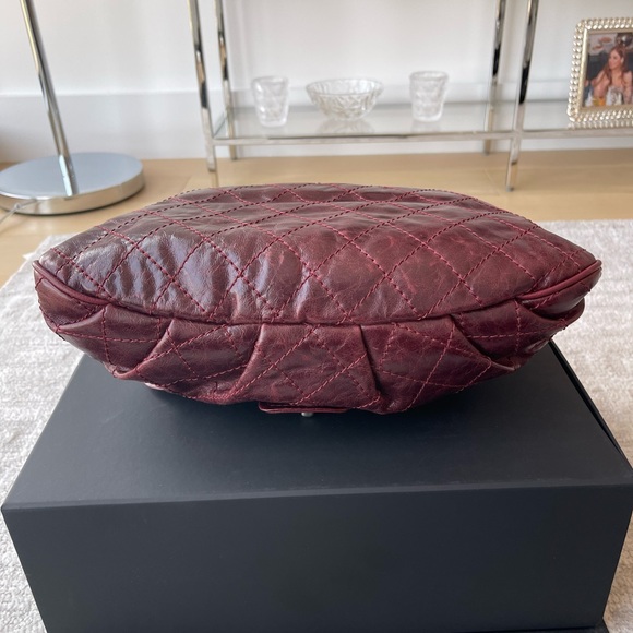 CHANEL Medium Bubble Graphic Messanger Bag - Picture 11 of 16